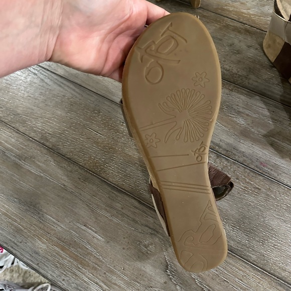 otbt Bushnell Sandals - Picture 9 of 15